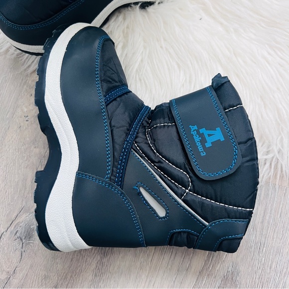 Apakowa Kids Boys Cold Weather Water Resistant Winter Snow Boots - Picture 6 of 7